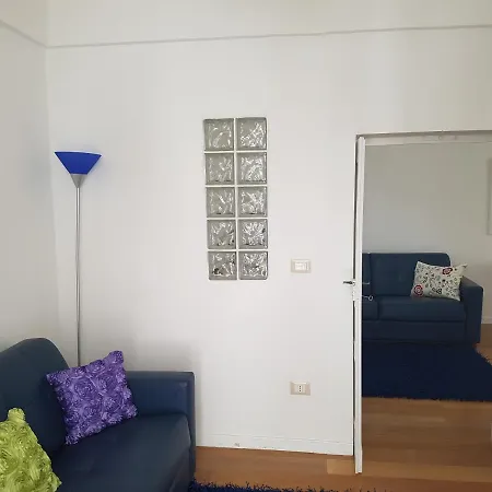Hébergement de vacances House *