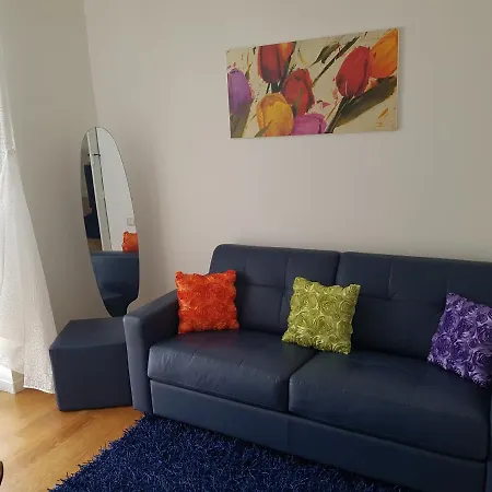 Hébergement de vacances House *